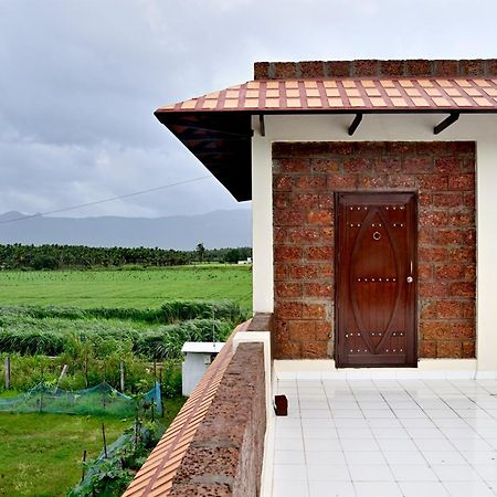 Ferienwohnung Lakshmi Illam Near Isha Yoga Adiyogi Alāndurai Exterior foto