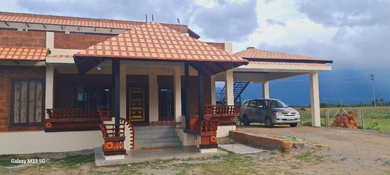 Ferienwohnung Lakshmi Illam Near Isha Yoga Adiyogi Alāndurai Exterior foto