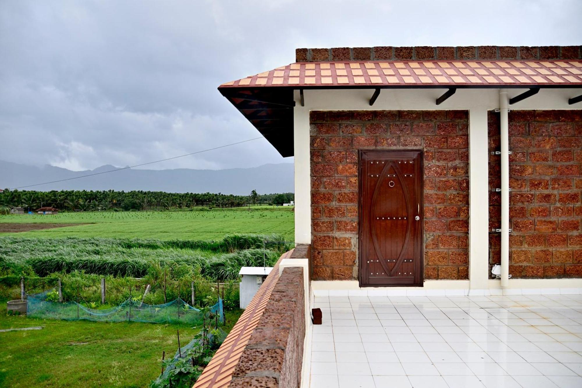Ferienwohnung Lakshmi Illam Near Isha Yoga Adiyogi Alāndurai Exterior foto