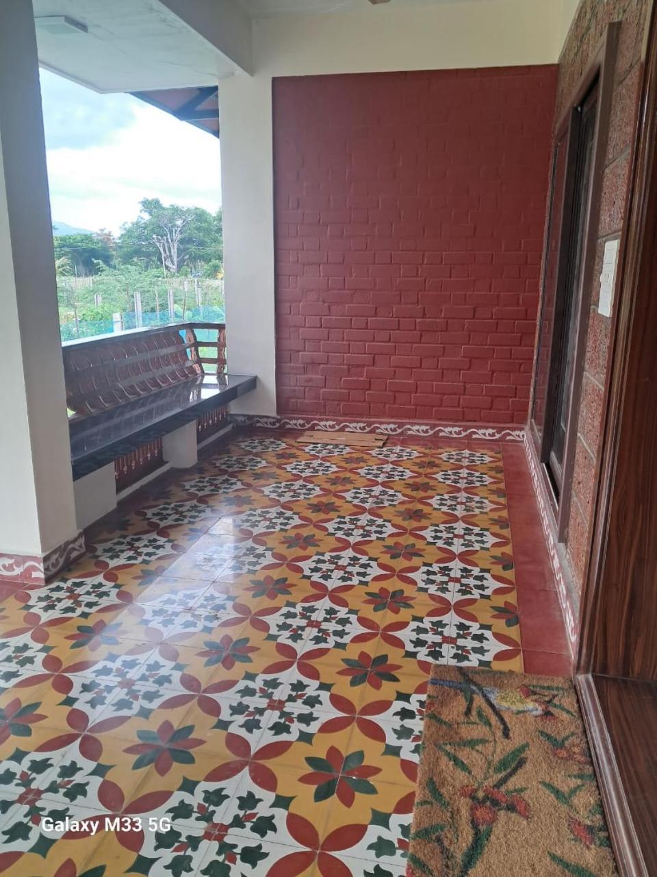 Ferienwohnung Lakshmi Illam Near Isha Yoga Adiyogi Alāndurai Exterior foto